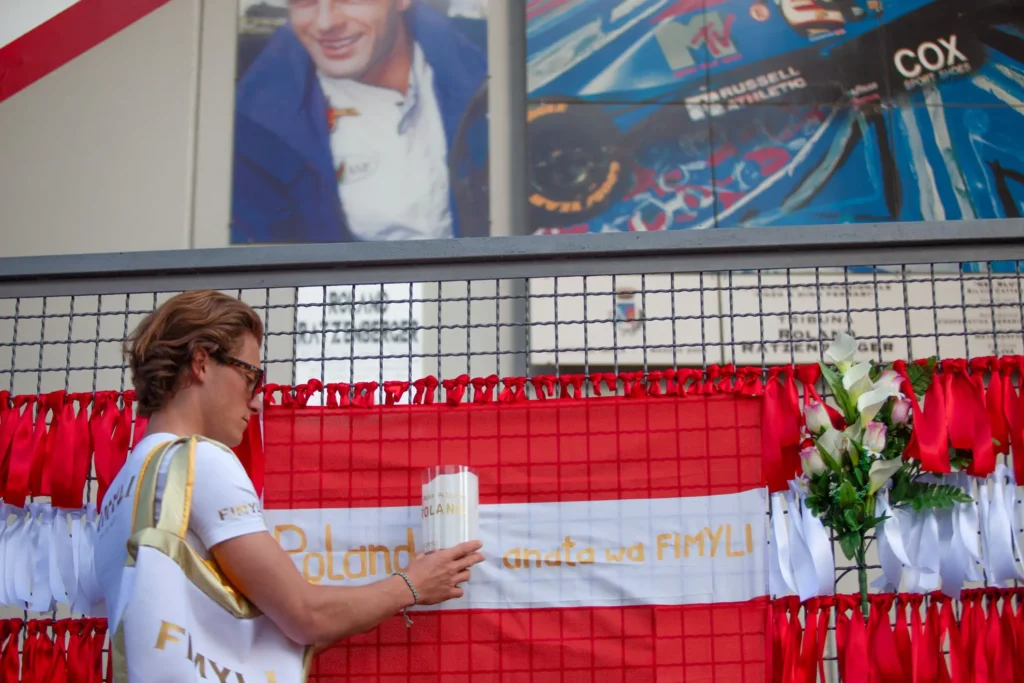El mensajero de Fimyli recuerda a Ratzenberger